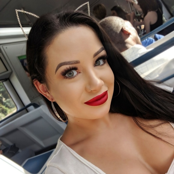 Meet your seller/buyer! - Picture 1 of 4